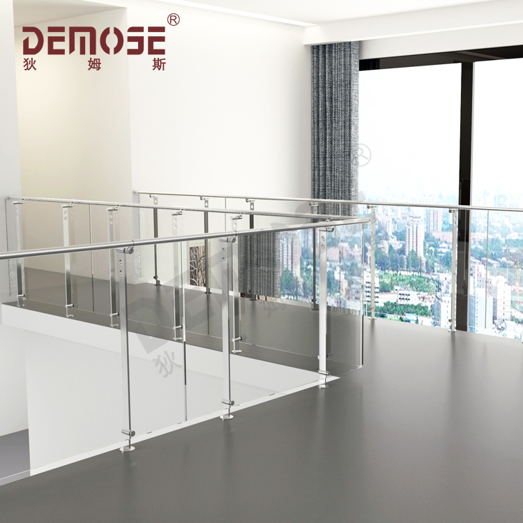 Steel and Glass Railings: A Manifesto of Modern Architectural Texture