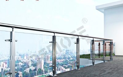 balcony glass railing