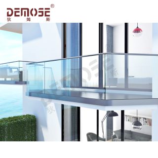 balcony glass railing