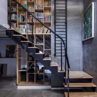 Iron Handrails: An Art Trend in High-End Housing