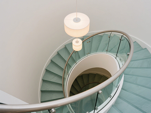 Elevate Modern Living with Demose Glass Staircases