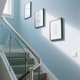 Glass Railing Options for Stairs