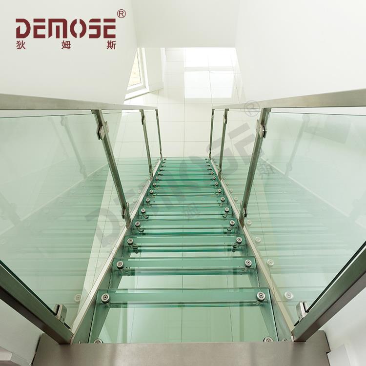 Straight Stairs: The Perfect Blend of Style and Functionality by Demose