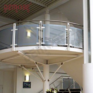 Villa glass railing