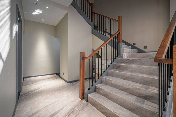 How to Choose Stair Railings
