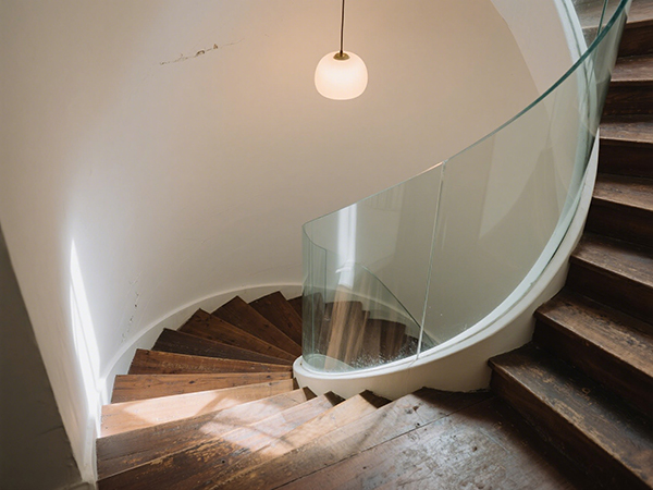 ​Cost Analysis of Spiral Staircases and Comparison with Conventional Staircases​